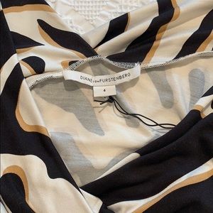 Leopard print tight fitting Diane dress